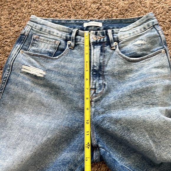 Good American Good Curve Women's Distressed Light Wash Jeans 8/29 - Picture 13 of 14